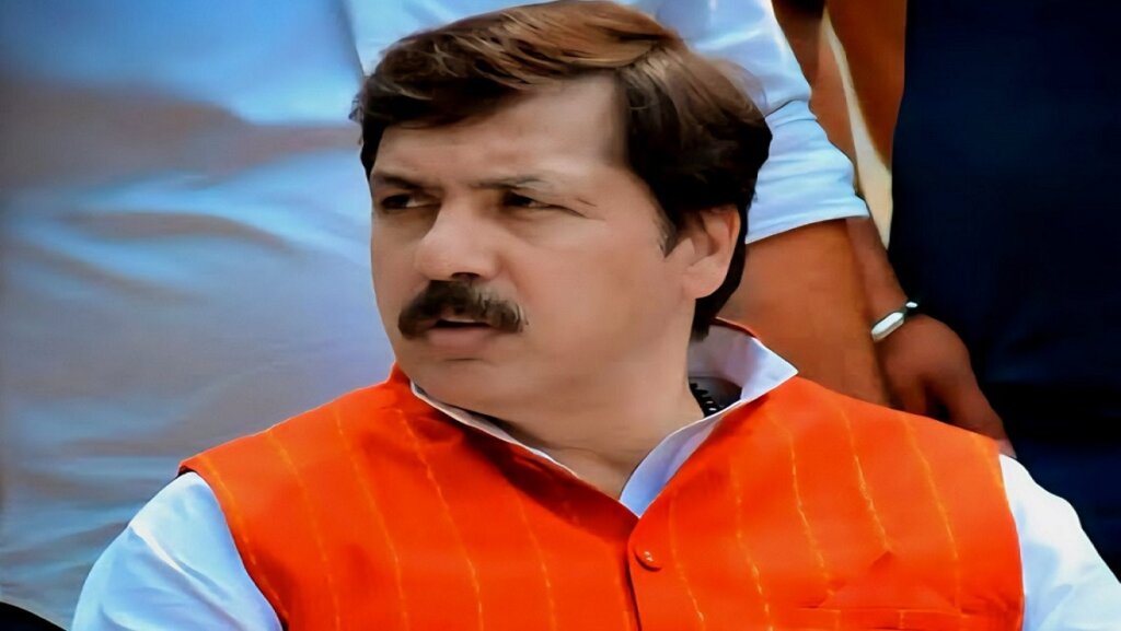 UP: FIR against former MP Dhananjay Singh under serious sections