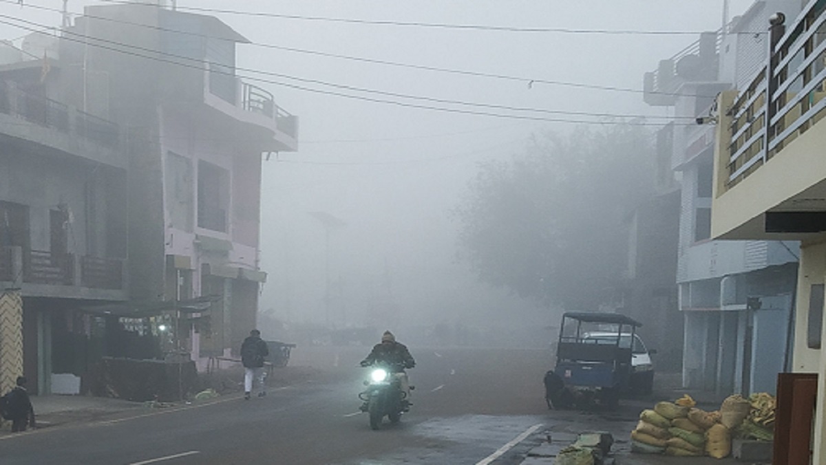 Insensitivity: School timings remain unchanged in Banda