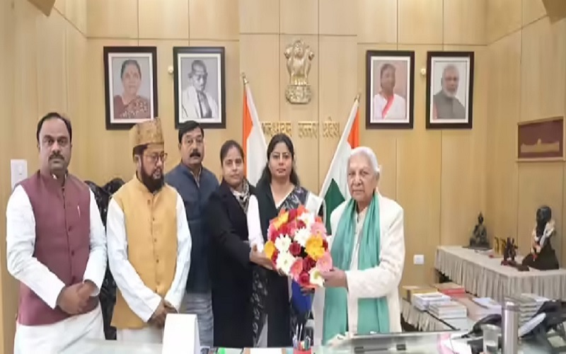 Pallavi Patel meet Governor demanding CBI inquiry into murder of SonelalPatel