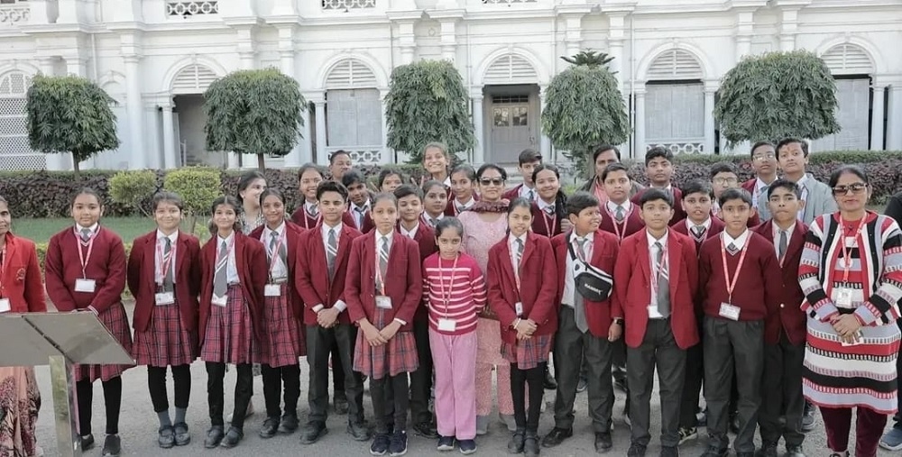 Banda: Educational tour of Little Angel Public School concludes