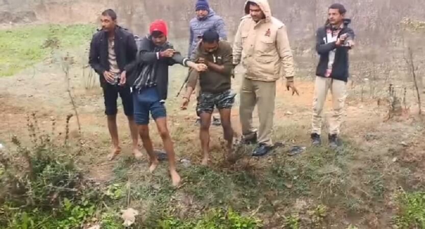 in Banda Man dies after falling into drain