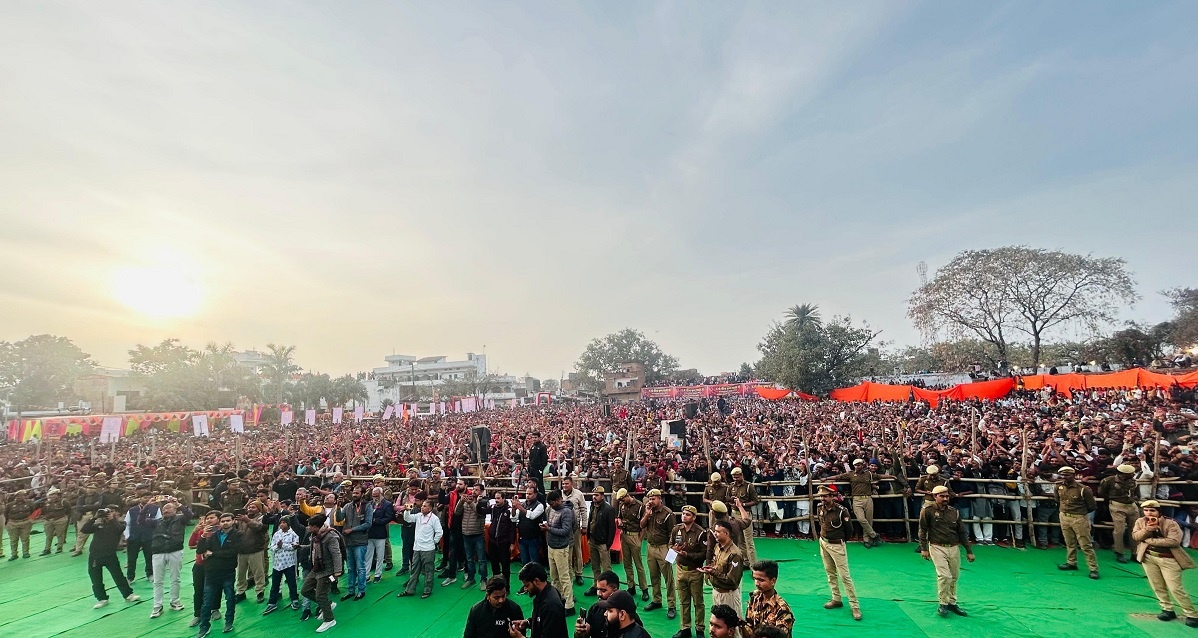 Dhirendra Shastri arrived in Khurhand village in Banda