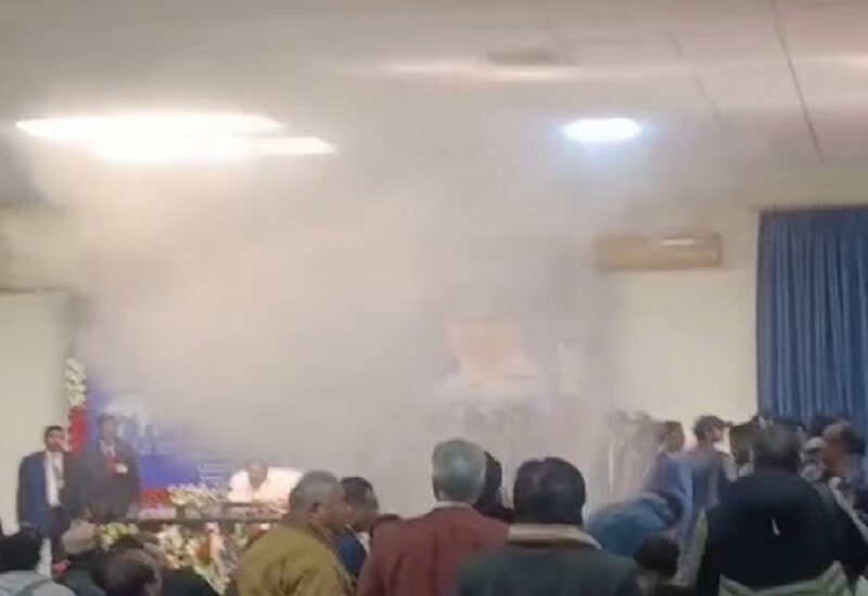 Lucknow Short circuit during Mayawati's press conference