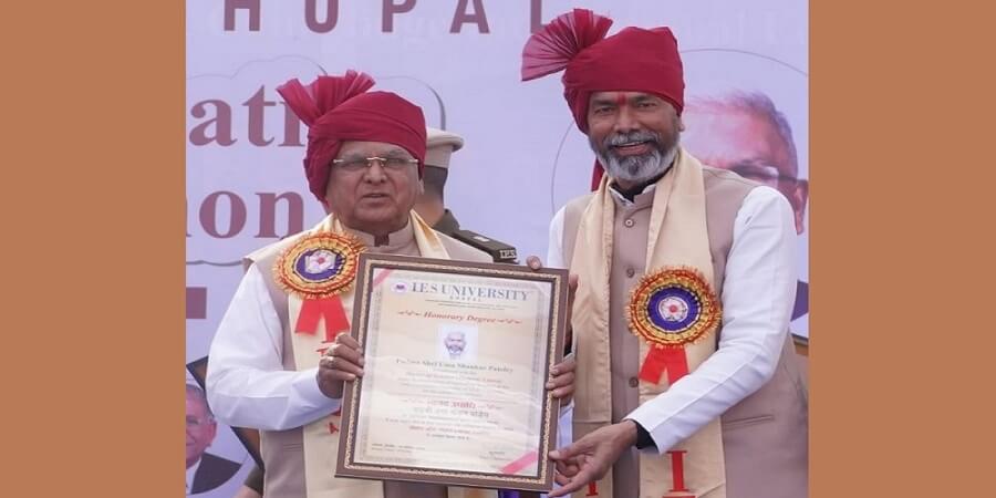 PadmaShri UmashankarPandey awarded D.Litt. in Bhopal 