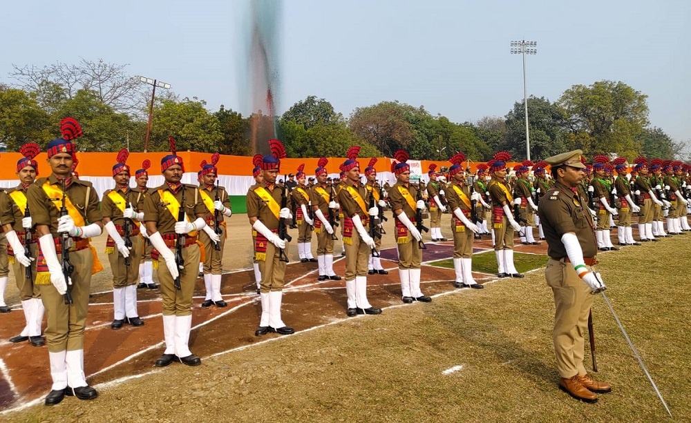 Banda: 77th RepublicDay celebrated with great pomp in Police Lines