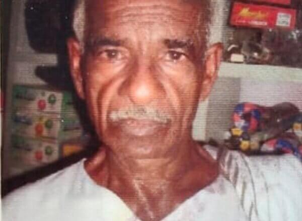 दर्दनाक: बांदा में बुजुर्ग के ऊपर पलटा ट्रक-मौके पर ही मौत