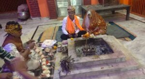 In Amroha woman left her husband two children for lover