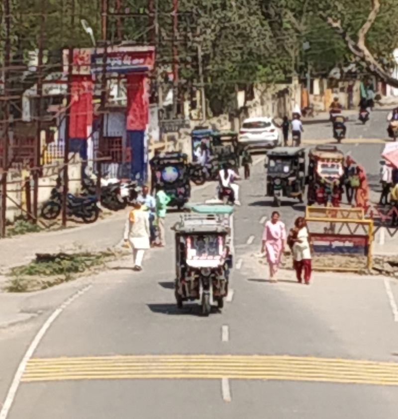 Banda City: Potholes here, ditches there-but they have no shame!