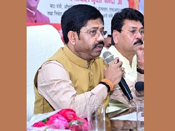 बांदा: मंत्री नंदी बोले- योगी सरकार ने यूपी को 9 साल में विकासशील बनाया