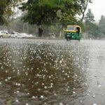 मौसम: यूपी में इन जिलों में बारिश के साथ ओले गिरने का अलर्ट जारी