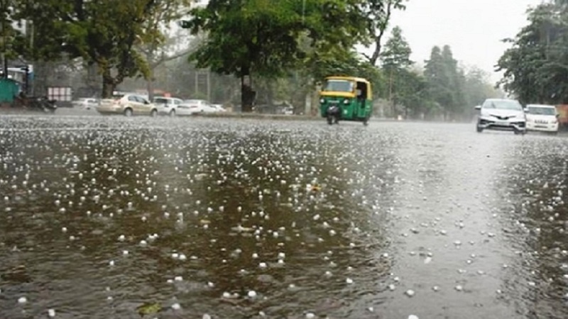 Rain and hailstorm alert issued in these districts of UP