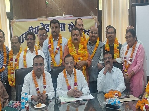 बांदा रेडक्रॉस चुनाव: संगठन को मिली यह नई टीम..