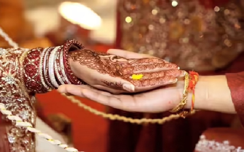 doctor's bride absconds with lover in Banda