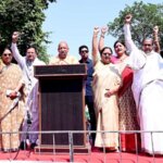 लखनऊ में बीजेपी की जनाक्रोश महिला पदयात्रा, सीएम योगी भी रहे..