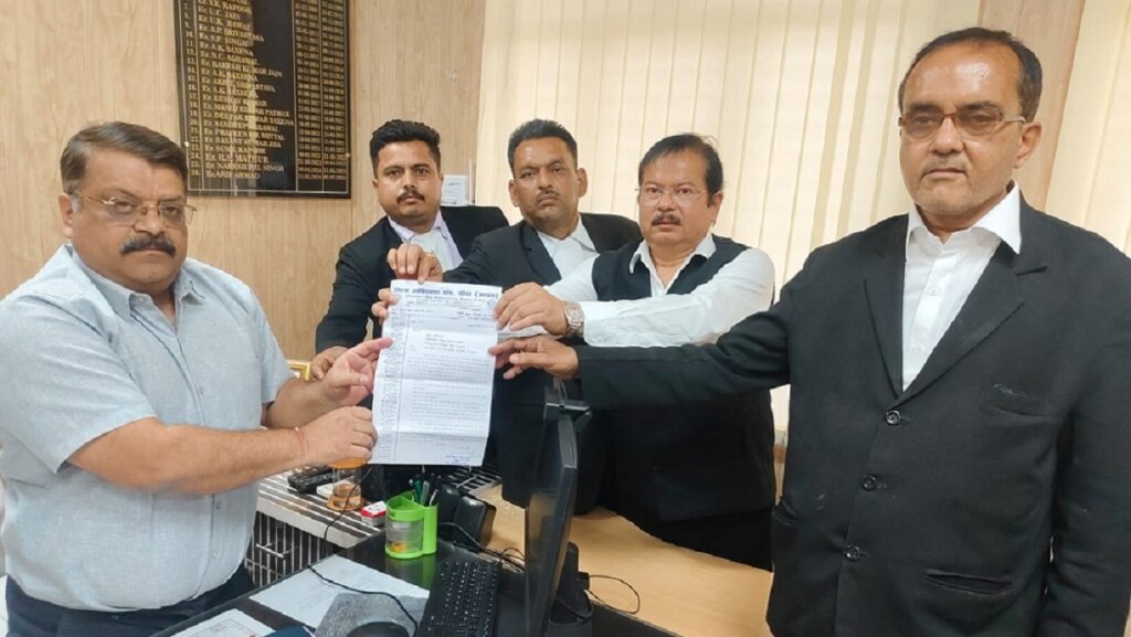 Banda BarAssociation submitted memorandum 