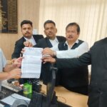 बांदा अधिवक्ता संघ ने प्रीपेड मीटरों की समस्या पर सौंपा ज्ञापन