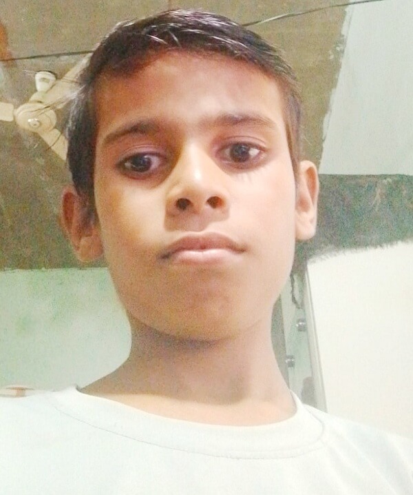 in Banda Uncle and nephew died in road accident