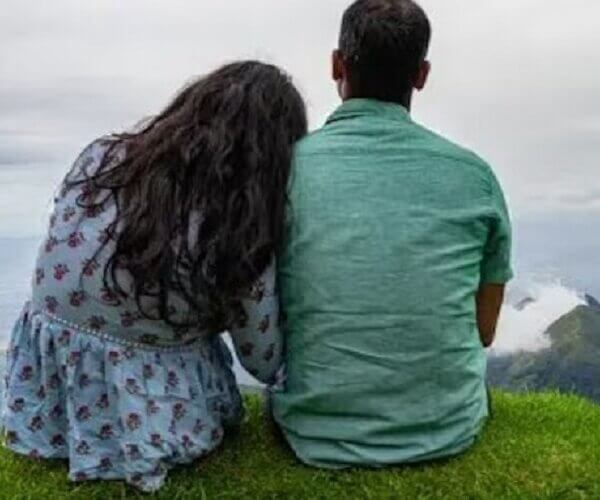 पहले प्रेमी ने की सुसाइड, 3 दिन बाद प्रेमिका ने भी..सुसाइड नोट..