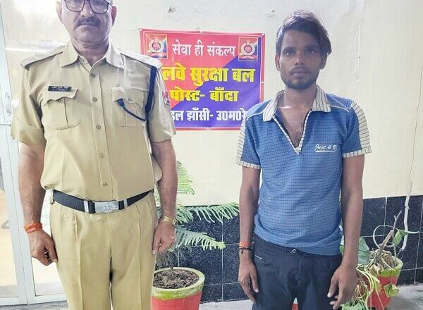 Stone pelters on Vande Bharat Express arrested in Banda