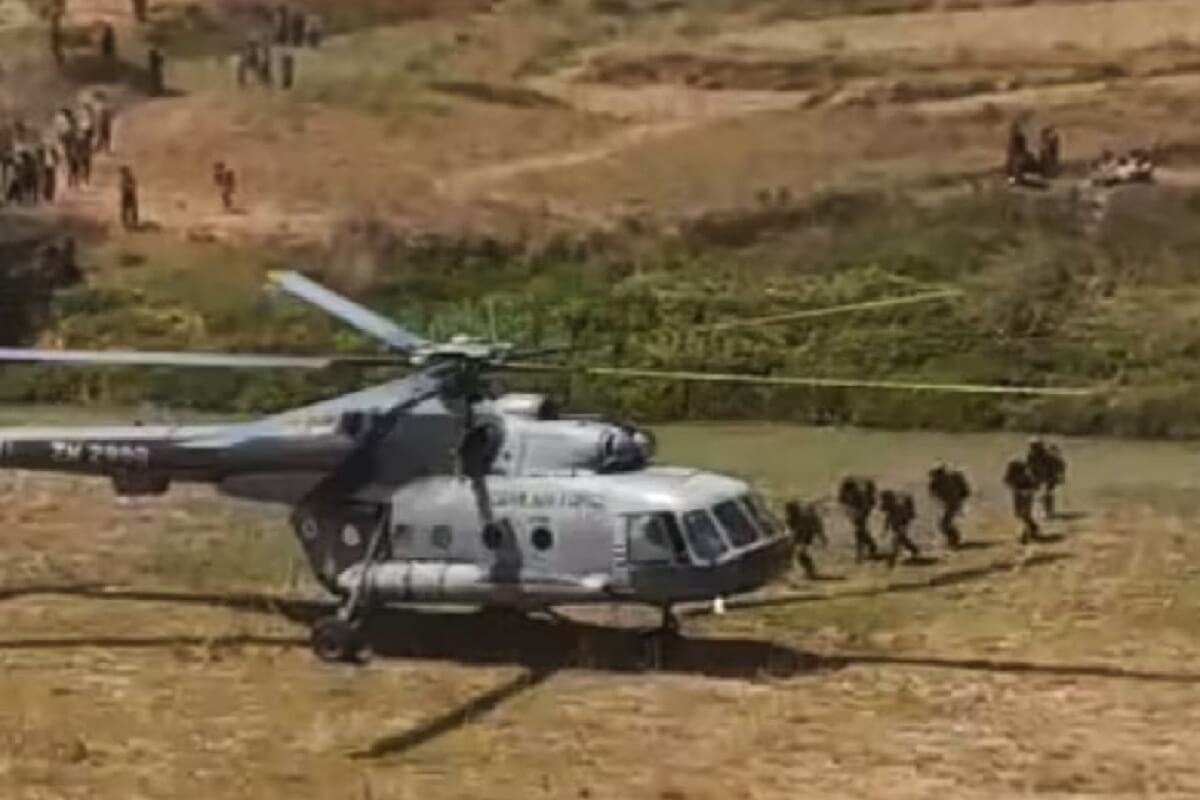 Three army helicopters suddenly landed in fields of Banda