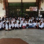 बांदा मेडिकल कॉलेज में हंगामा-डॉक्टर की बर्खास्तगी पर डाॅक्टरों का धरना