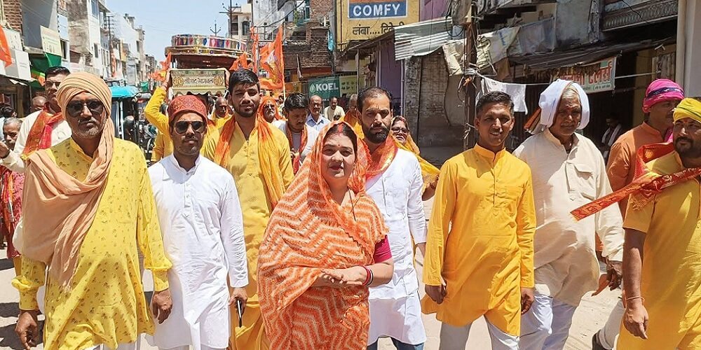 Shrimad Bhagwat Katha started with great pomp in Atarra