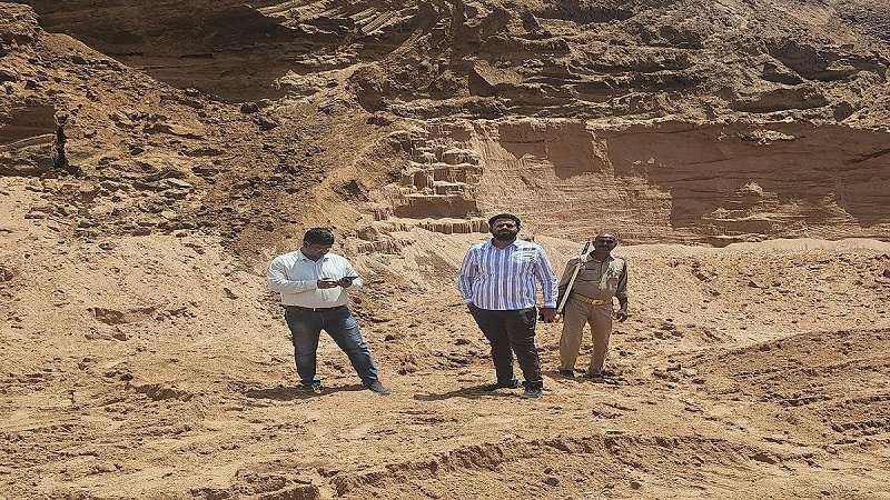 Illegal mining in Banda