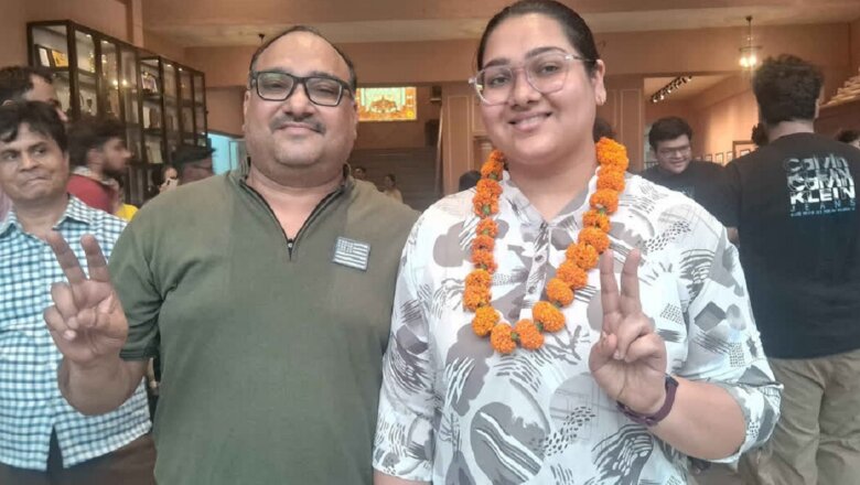 CBSE 12th Result SonakshiGoyal from Kanpur becomes national topper