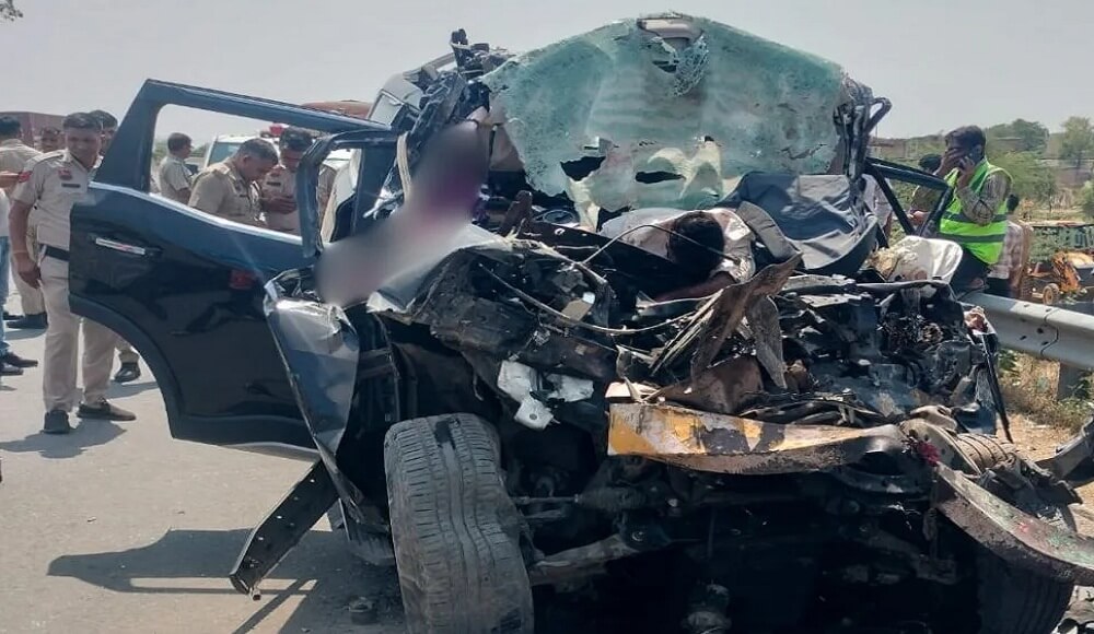 4 UPPolice personnel died in an accident in Nuh Haryana 