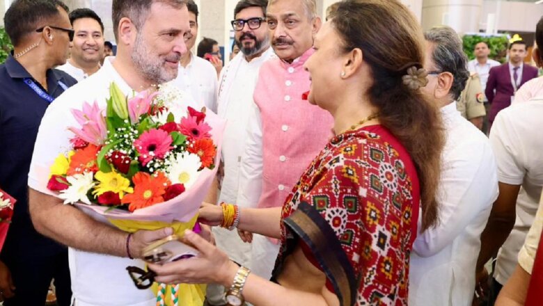 UP: राहुल गांधी बोले, ‘देश के सामने आर्थिक संकट और PM Modi विदेश घूम रहे’