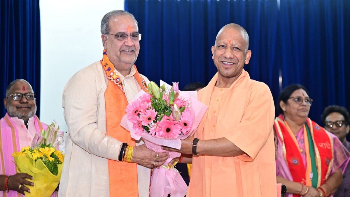 Six new ministers inducted in Yogi cabinet