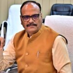 यूपी में 5 डाॅक्टर्स बर्खास्त, सीएमओ-डिप्टी सीएमओ भी नपे