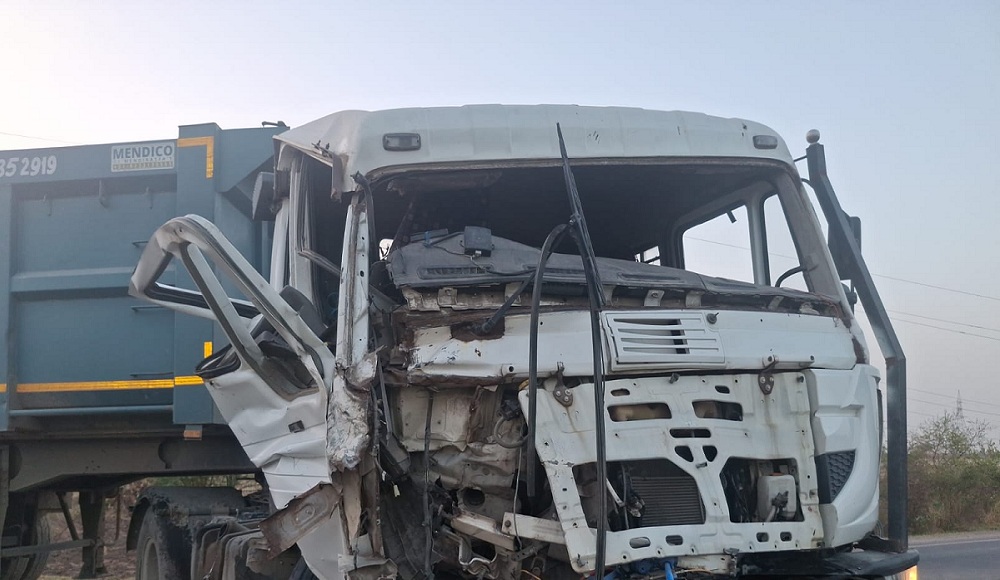 in Banda Scorpio-dumper collided-one died