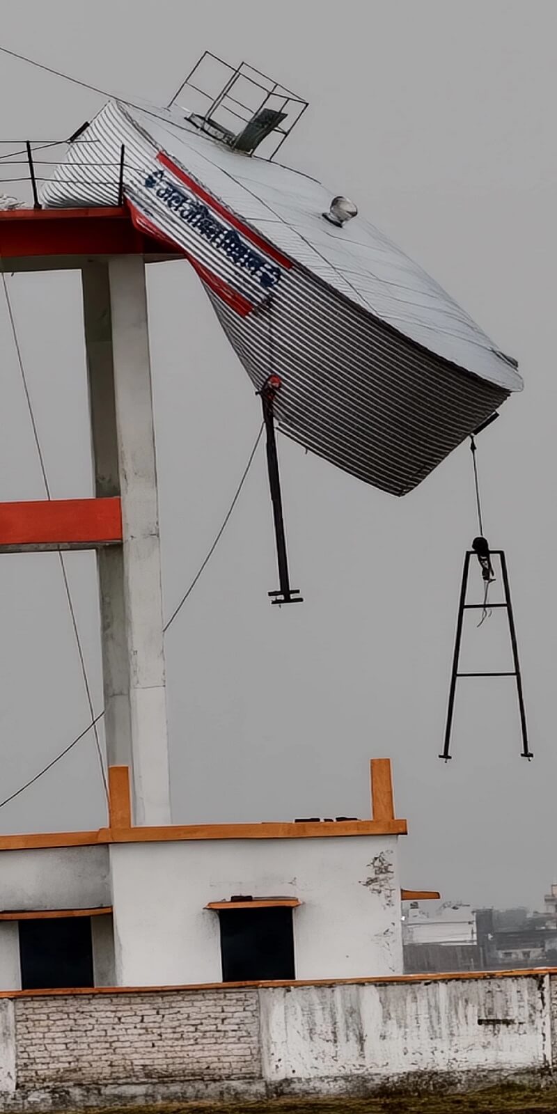 water tank in Siddharthnagar damaged in storm 
