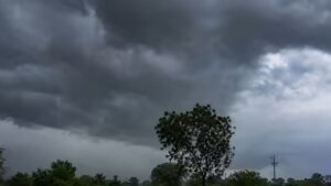 Weather alert: Strong winds and rain in 38 districts of UP