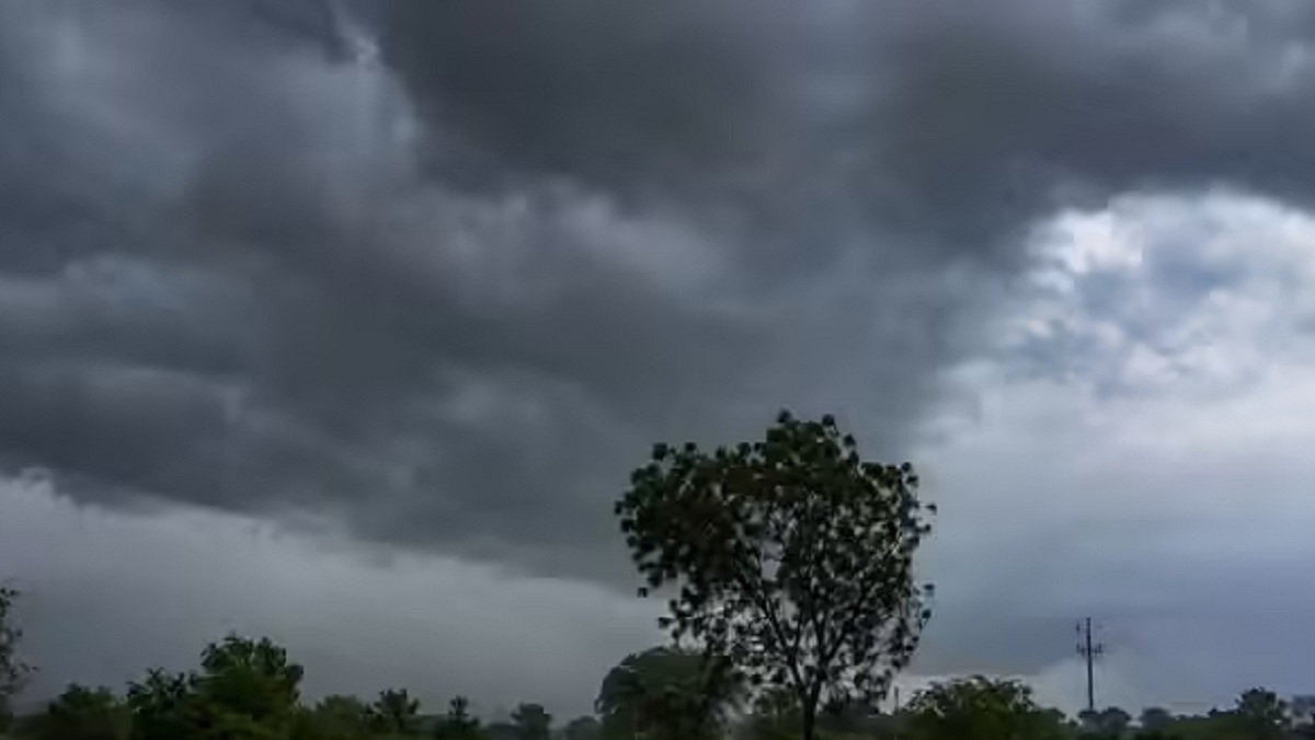 Weather alert: Strong winds and rain in 38 districts of UP 