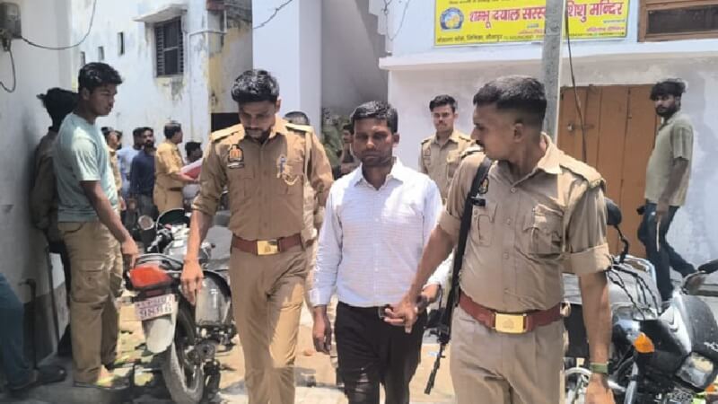 team of 16 people involved in religious conversions arrested in Sitapur 