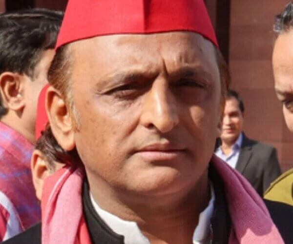 पूर्व सीएम अखिलेश यादव की बेटी पर अमर्यादित टिप्पणी मामले में मुकदमा
