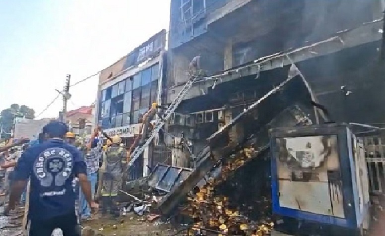 15 children die in fire at coaching centre in Lucknow