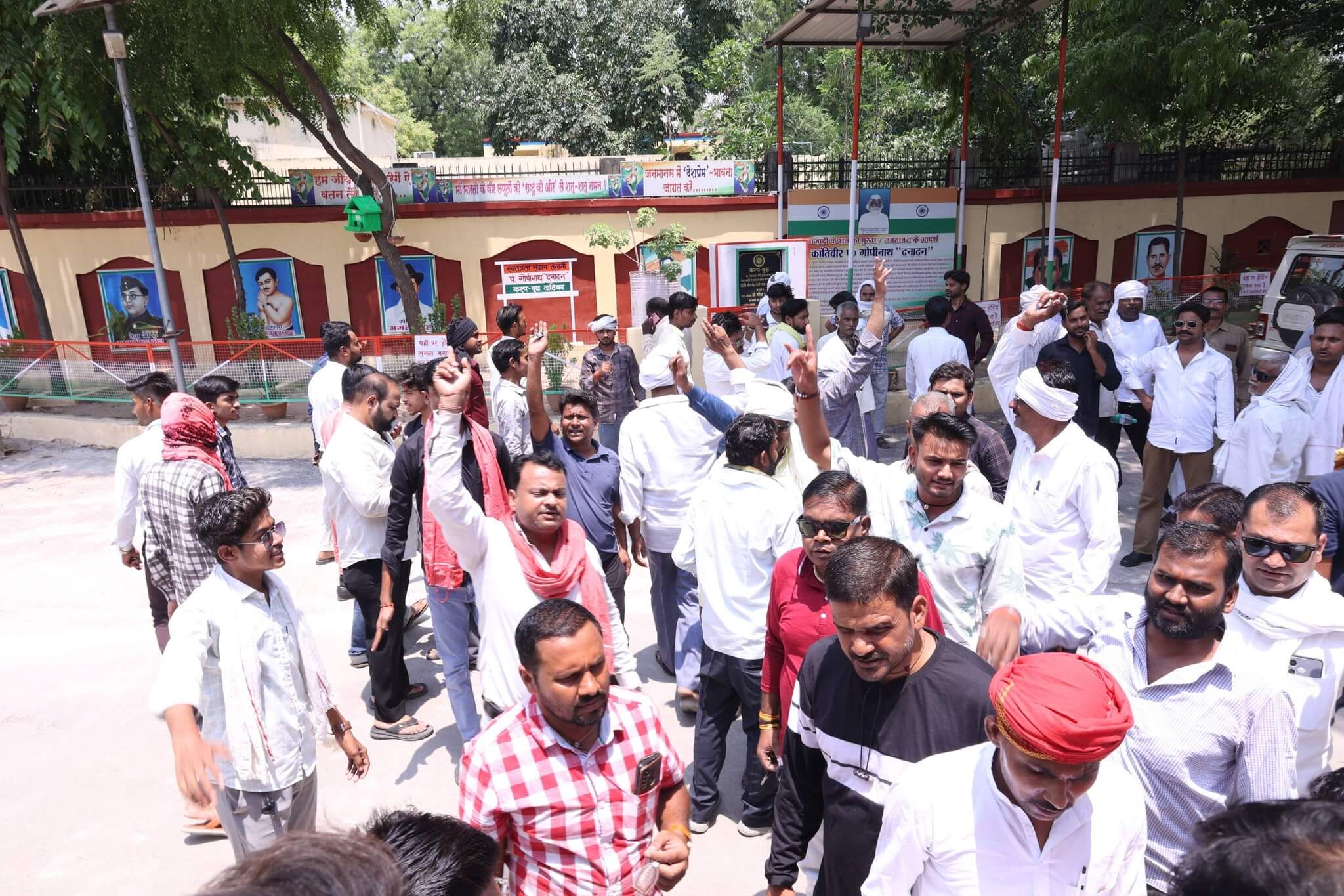 banda sahu community protests over mohansahu sandal incident 