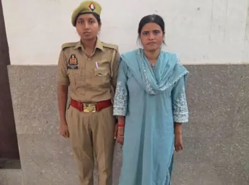 पुलिस हिरासत में स्वास्थ्य केंद्र से बच्चा चुराने वाली एएनएम गीता।