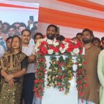 यूपी: बागी हुए बीजेपी के पूर्व मंत्री, स्कूलों को बंद करने का खुलेआम विरोध