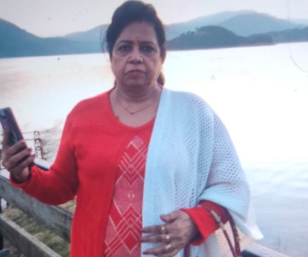सीतापुर गणेश महोत्सव हादसे में मारी गईं महिला उमा कपूर