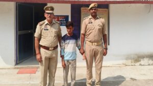 पैलानी पुलिस की हिरासत में आरोपी मंजू वर्मा उर्फ बंटा